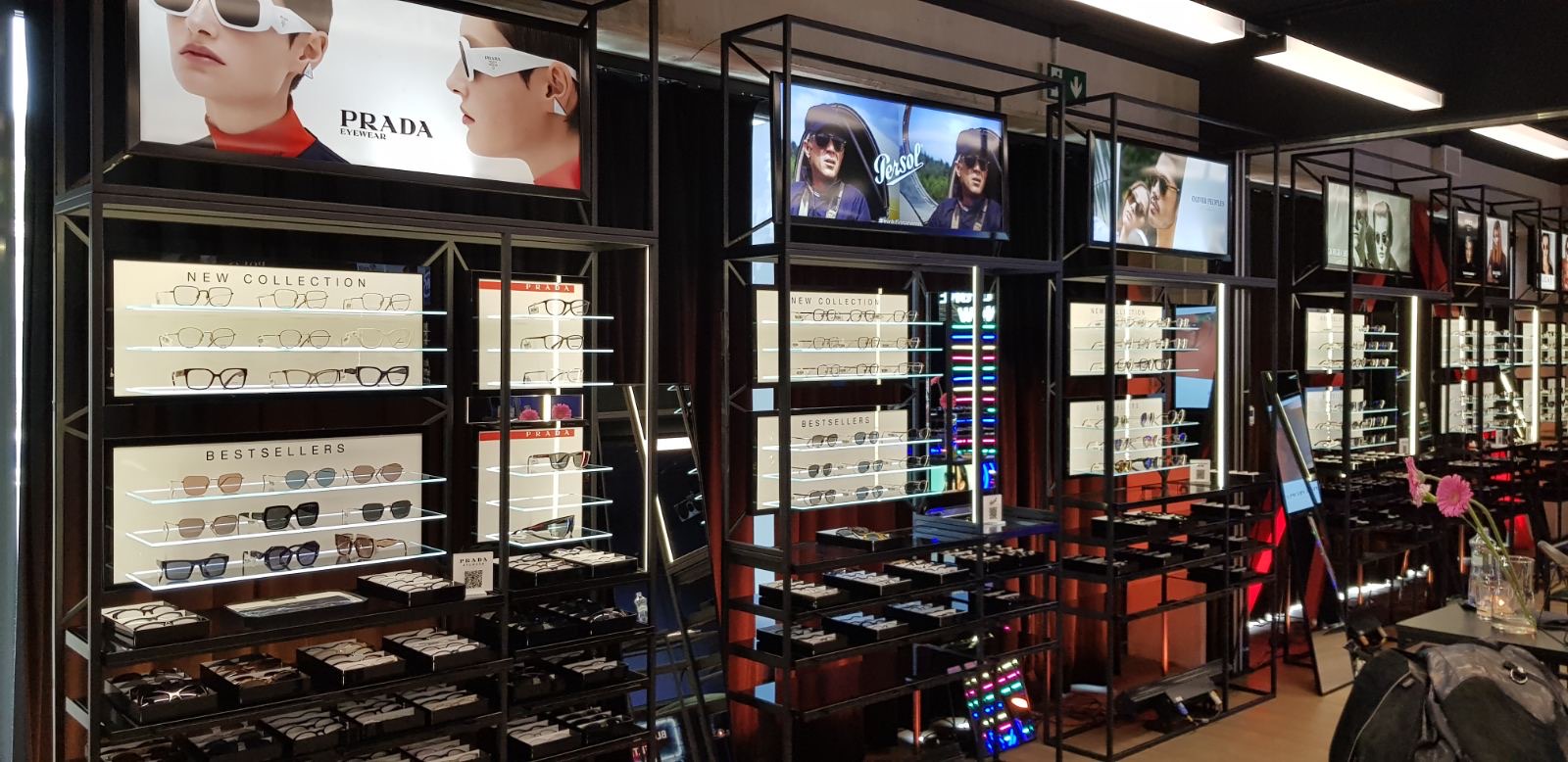 luxottica roadshow